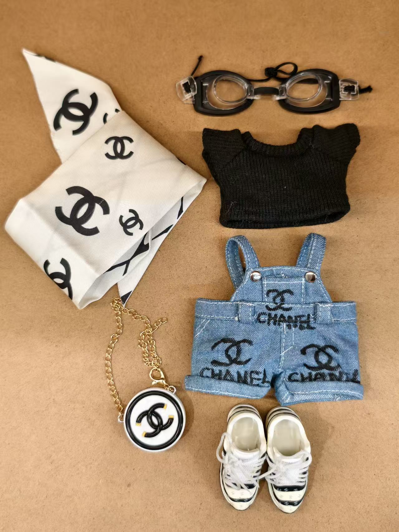Xiangjia denim overalls and silk scarf set